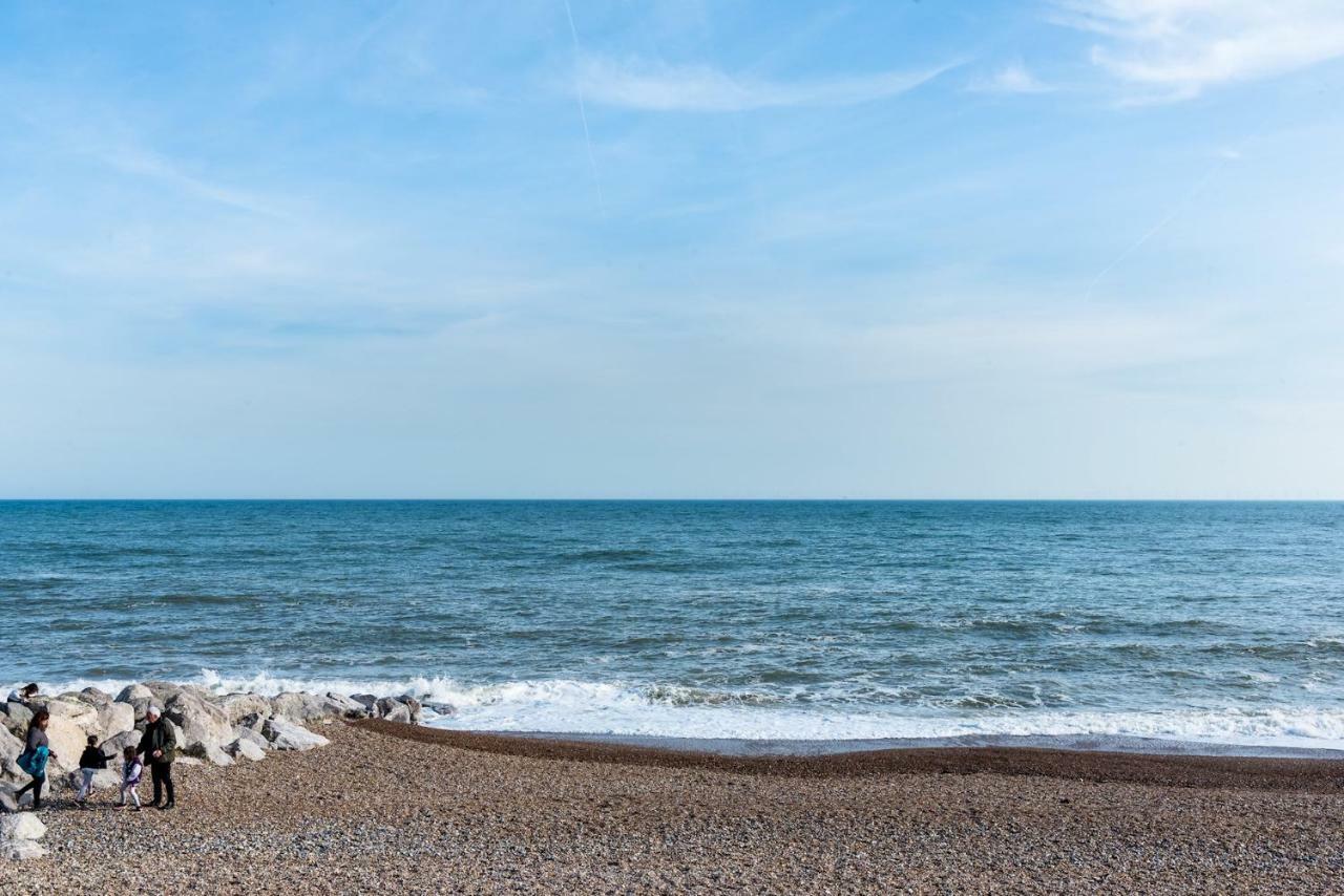 Amazing Beach Apartment ランシング エクステリア 写真