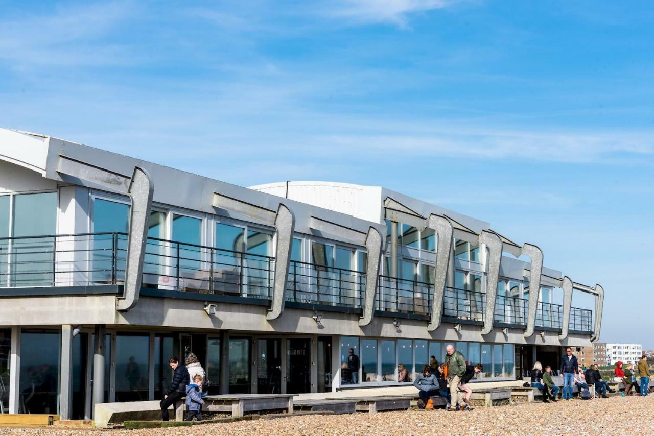 Amazing Beach Apartment ランシング エクステリア 写真